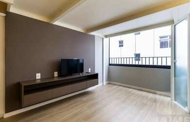 Imagem: O apartamento possui 1 Dormitório, 1 Banheiro, 28m² de Área