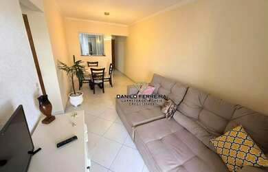 Imagem: O apartamento e possui 2 Dormitórios, 1 Banheiro, 1 Vaga na