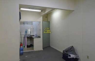 Imagem: O apartamento possui 1 Dormitório, 1 Banheiro, 34m² de Área