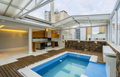 Imagem: O apartamento na cobertura possui 3 Dormitórios, 3 Banheiros