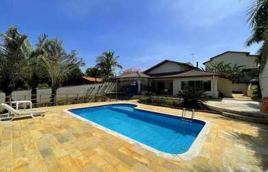 Imagem: A casa em condomínio possui 3 Dormitórios, 4 Banheiros, 5