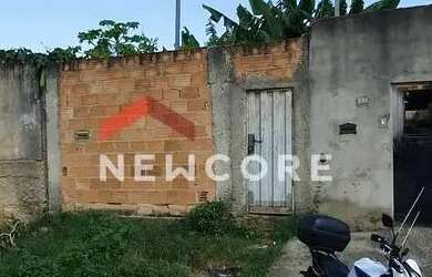 Imagem: A casa possui 2 Dormitórios, 1 Banheiro, 70m² de Área, Imóvel