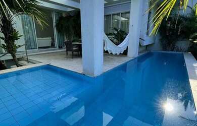 Imagem: A casa em condomínio possui 3 Dormitórios, 4 Banheiros, 4