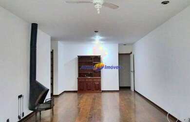 Imagem: O apartamento possui 3 Dormitórios, 1 Banheiro, 2 Vagas na