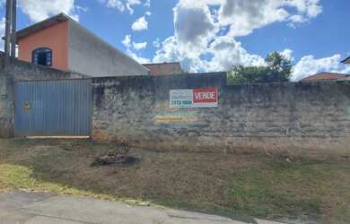 Imagem 1: TERRENO à venda com 483m² por R$ 520.000,00 no bairro Santa Felicidade...