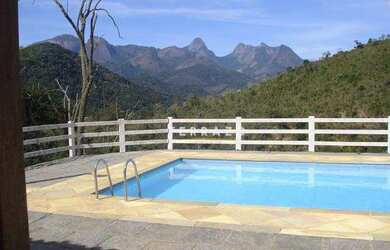 Imagem: A fazenda possui 500m² de Área, Churrasqueira, Piscina, Área