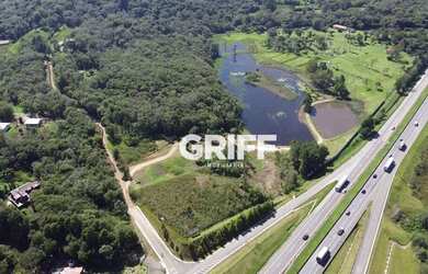 Imagem: O terreno possui 6.262m² de Área, Churrasqueira e está localizado
