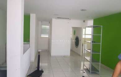 Imagem: O depósito possui 220m² de Área, Imóvel novo e está localizado