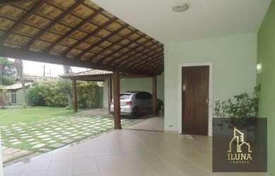 Imagem: A casa possui 5 Dormitórios, 2 Banheiros, 2 Vagas na garagem