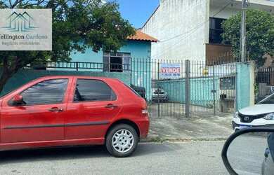 Imagem: A casa possui 4 Dormitórios, 3 Banheiros, 3 Vagas na garagem