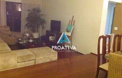 Imagem: O apartamento possui 3 Dormitórios, 1 Banheiro, 2 Vagas na