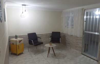 Imagem: O apartamento possui 1 Dormitório, 1 Banheiro, 40m² de Área