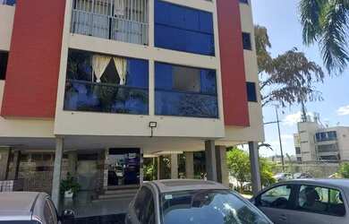 Imagem: O apartamento possui 2 Dormitórios, 1 Banheiro e 1 Vaga na