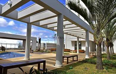 Imagem: O apartamento possui 2 Dormitórios, 2 Banheiros, 2 Vagas na