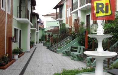 Imagem: A casa em condomínio possui 2 Dormitórios, 2 Banheiros, 1