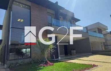 Imagem: A casa em condomínio possui 3 Dormitórios, 4 Banheiros, 4