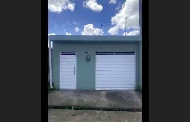 Imagem: A casa possui 2 Dormitórios, 1 Banheiro, 1 Vaga na garagem