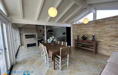 Imagem 4: Sobrado com 3 Dormitórios e 1 suite Master