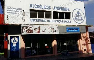 Imagem: A casa possui 1 Dormitório, 1 Banheiro, 100m² de Área e