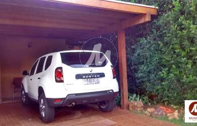 Imagem: A casa em condomínio possui 3 Dormitórios, 1 Banheiro, 4 Vagas