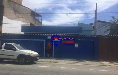 Imagem: A casa possui 3 Dormitórios, 1 Banheiro, 200m² de Área e