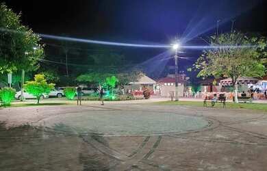 Imagem 9: Linda Casa, Cond. Araua, Fino Acabamento,4/4 sendo 3 Suítes, Planejados, Piscina, Porteira