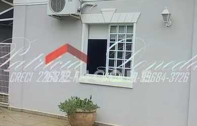 Imagem: A fazenda possui 350m² de Área e está localizado em Terras