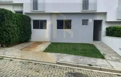 Imagem: A casa em condomínio possui 3 Dormitórios, 2 Banheiros, 2