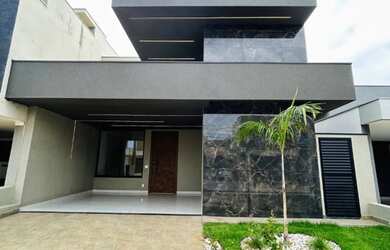 Imagem: A casa em condomínio possui 3 Dormitórios, 3 Banheiros, 2