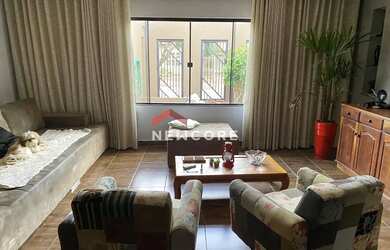 Imagem 5: Casa em Rua Samuel Faustino Romeiro Campoy - Coliseu - Londrina/PR