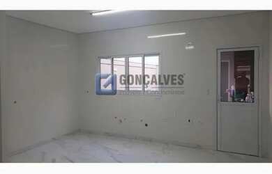 Imagem: A casa à venda possui 3 Dormitórios, 3 Banheiros, 4 Vagas