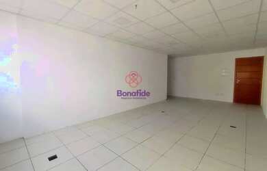 Imagem: O depósito possui 1 Vaga na garagem, 41m² de Área e está