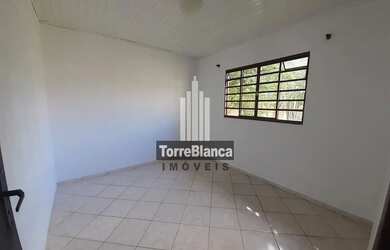 Imagem 7: Casa à Venda no Dom Bosco com Mercearia e Amplo Espaço