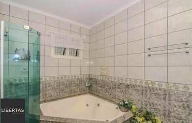 Imagem 7: Casa residencial para locação no bairro Sarandi, com 210m², 3 dormitórios, 1 suí