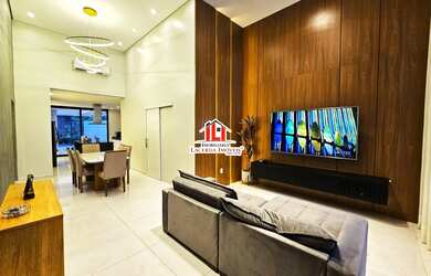 Imagem 7: Casa Térrea Mobiliada no Alphaville 4/ 80% com 4 Qts sendo 3 Suítes sendo a Master com Clo