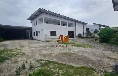 Imagem: A casa possui 5 Dormitórios, 5 Banheiros, 5 Vagas na garagem