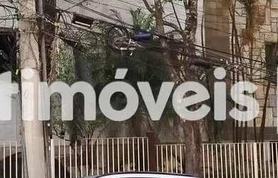 Imagem: O apartamento possui 4 Dormitórios, 2 Banheiros, 1 Vaga na