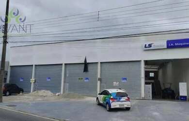 Imagem: O depósito possui 3 Vagas na garagem e 360m² de Área e está