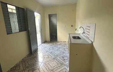 Imagem: A kitnet possui 1 Dormitório, 1 Banheiro e está localizado