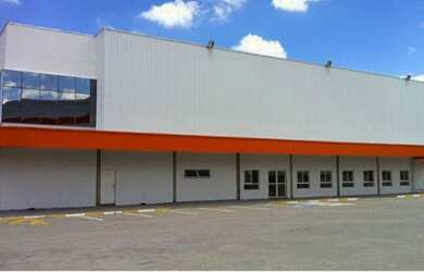 Imagem: O depósito possui 1.536m² de Área e está localizado em