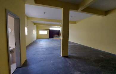 Imagem 8: LOJA para alugar com 460m² por R$ 7.800,00 no bairro Santa Felicidade...