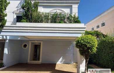 Imagem: A casa em condomínio possui 4 Dormitórios, 5 Banheiros, 3