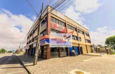 Imagem: O depósito para alugar possui 1 Vaga na garagem e 50m² de