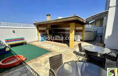 Imagem: O apartamento possui 2 Dormitórios, 2 Banheiros, 2 Vagas na