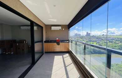 Imagem: O apartamento possui 3 Dormitórios, 4 Banheiros, 2 Vagas na