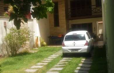 Imagem: A casa possui 2 Dormitórios, 1 Banheiro, 110m² de Área, Churrasqueira