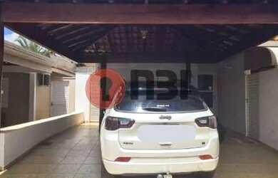 Imagem: A casa em condomínio possui 3 Dormitórios, 2 Banheiros, 2