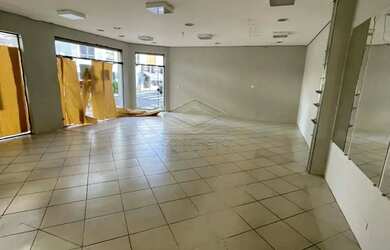 Imagem: O depósito possui 200m² de Área e está localizado em Centro