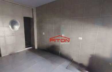 Imagem: O depósito para alugar possui e está localizado em Vila Esperança