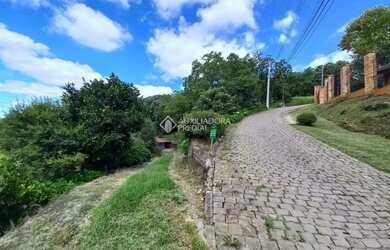 Imagem: O terreno possui 1.832m² de Área e está localizado em Linha